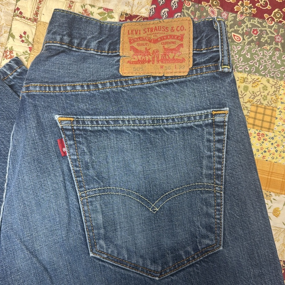 Levi's Men's 505 Straight Leg Blue Jeans Classic Style
